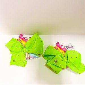 😍🌺Lot of 2 JoJo Lime green hair bows